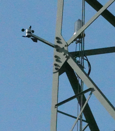 Faseroptisches Anemometer am Freileitungsmast
